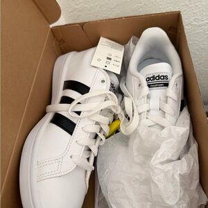 Adidas Cloudfoam White and Black Sneakers